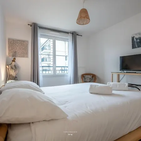 *disneyland-paris* 7pers, Wifi, Parking, Netflix Apartmán Montévrain